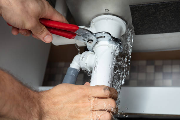 Water damage restoration insurance claims in West Babylon, NY